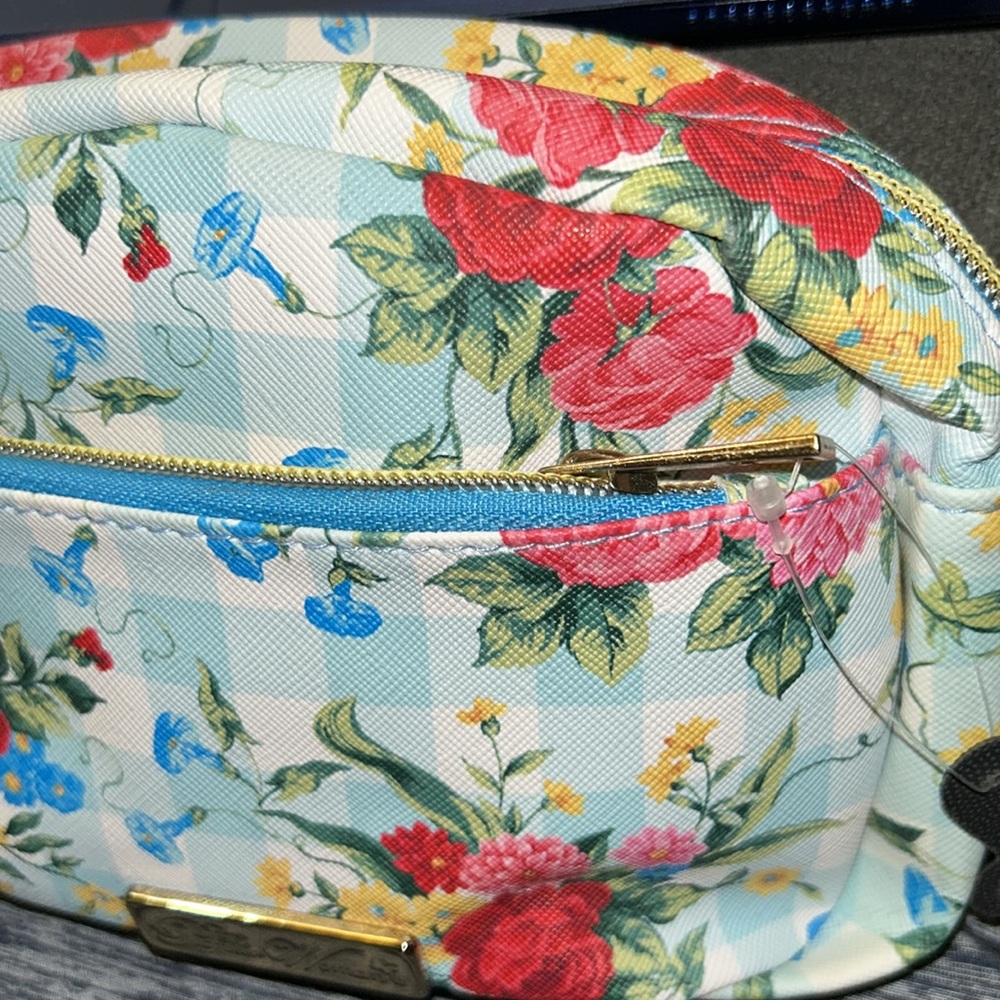 NWT Pioneer Woman Floral Sweet Rose Cosmetic bag - Picture 3 of 10